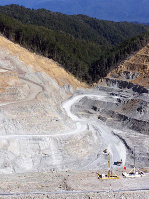 Globe Progess Mine near Reefton